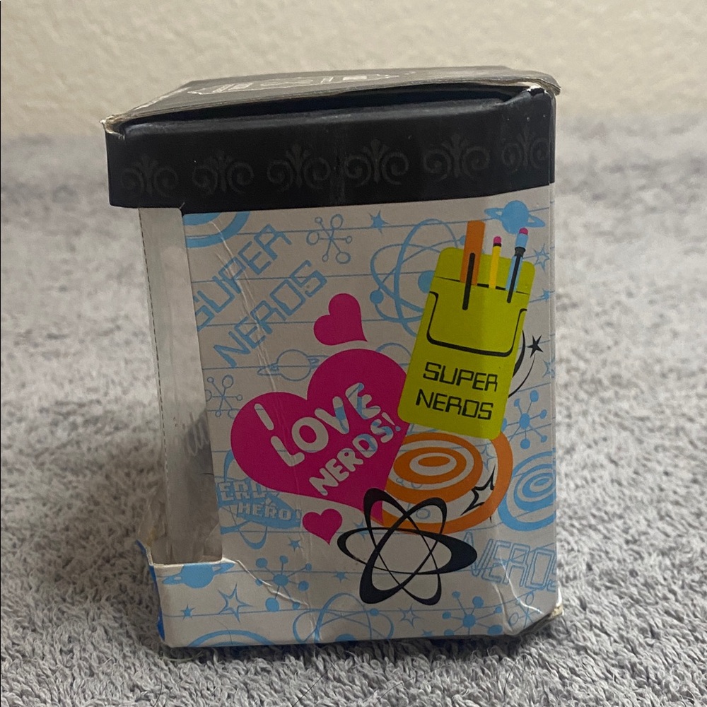 ✨NWT Retired Disney Vinylmation Stitch from the "Nerds" series! - Picture 2 of 3